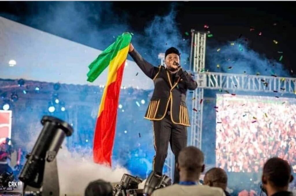 Musiciens de rumba congolaise sur scène